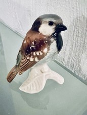 Goebel Porzellanfigur Vogel Tier Figur Spatz CV 73 Vitrinenstück kleiner Spatz