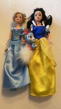 Disney Cinderella  und Schneewittchen plus Ihrem Hasen - Barbie Puppe