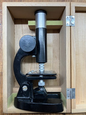 2x DDR  ROW Schülermikroskop