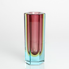 Murano Glas Blockvase 6-eckig Sommerso facettiert mid century Altrosa Gelb Blau