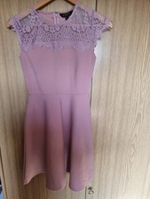 Ärmelloses Damen Kleid von der Firma Lipsy aus London in der Größe 34