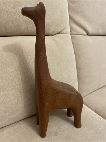 Teak giraffe design - teak,