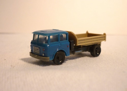 Skoda lkw blau mit kipper - skoda-lkw,