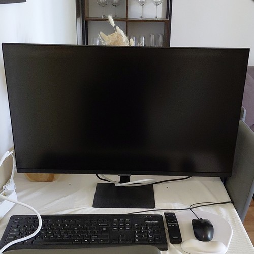 Samsung smart monitor - m5,