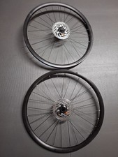 Paar Straßenfelgen 700c CUBE