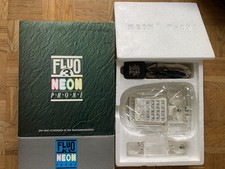 Fluo neon phone vintage - neon,