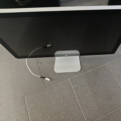 Apple thunderbolt display - thunderbolt,