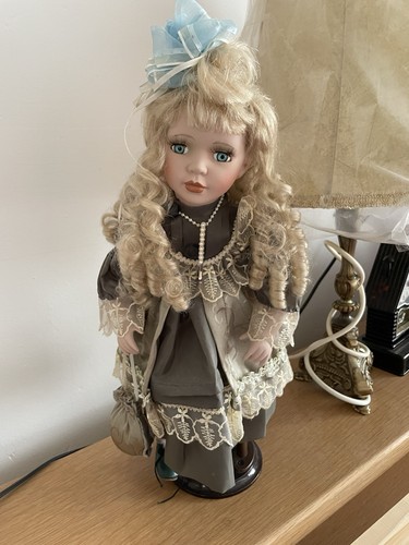 Nostalgie porzellan puppe mit - porzellan-puppe,