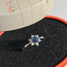 Echter schwarzer Opal blau Feuer Ringe Silberne Offen Ring Edelstein 53 Zirkonia