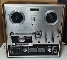 AKAI X-201D mit Abdeckung Tonbandgerät mit Revers gepflegter Zustand