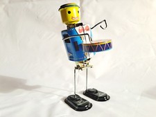 Blechspielzeug - Roboter mit Trommel zum Aufziehen, mit Schlüssel