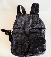 Kipling Rucksack, klein, City Pack, schwarz mit weißem Muster (Äffchen)
