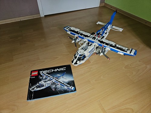 Lego technic frachtflugzeug - lego,