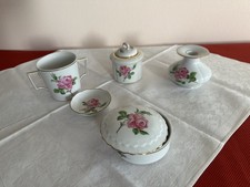 Konvolut Porzellanteile bemalt