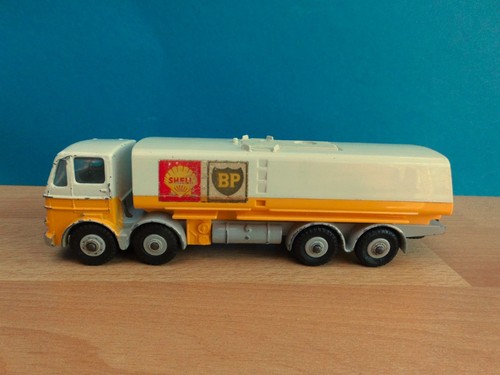 Dinky toys 944 - no.,