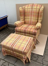 Ohrenbackensessel mit Hocker von  Craftmaster