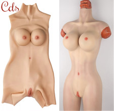 Silikonbrüste Anzug