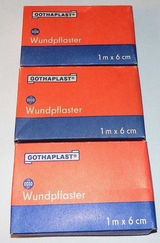Eine schachtel wundpflaster - eine,