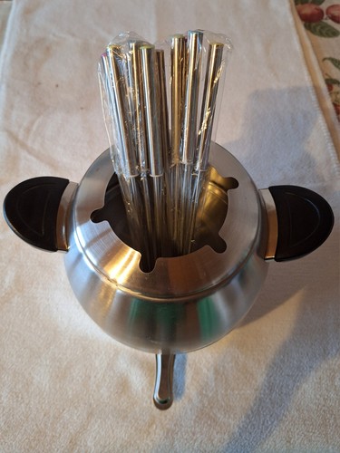 Fonduetopf mit geschirr - fonduetopf,