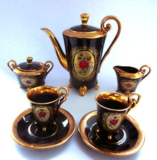 PORZELLAN MOKKA-SERVICE-TETE A