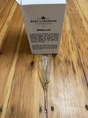 Moet chandon gläser - &,