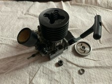 HPI gebrauchter Motor 2,5ccm mit Anbauteile für RC-CAR