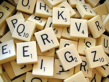 200 KUNSTSTOFF SCRABBLE