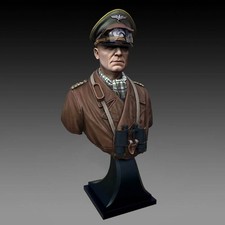 E. Rommel -Bust / 1:16 - Royal