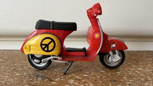 Vespa piaggio scooter mt584 - vespa,