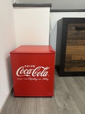 Coca Cola befüllbarer Kleiner Mini Kühlschrank Rot/Weiß