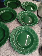 Englische Majolika-Suppenteller