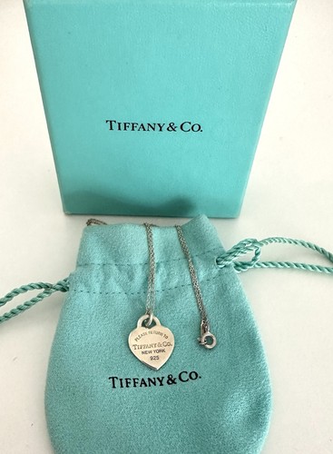 Tiffany return to - &,