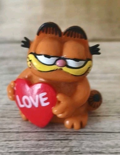 United feature bully garfield - united,