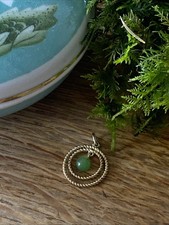 Sehr Schöner Anhänger Mit