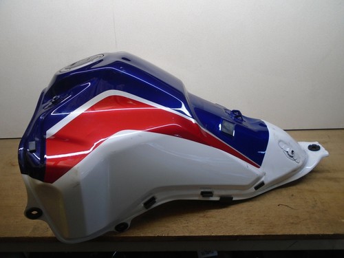 Crf1000 africa twin - tank, t107