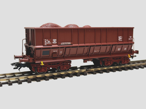Erzwagen mit ladegut - erzwagen,
