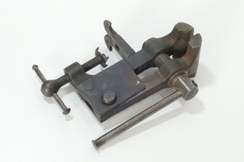 Historischer schraubstock mit - historischer,
