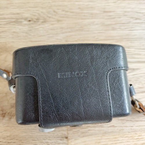 Minox kameratasche aus leder - minox,