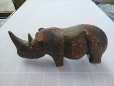 Holzfigur Nashorn