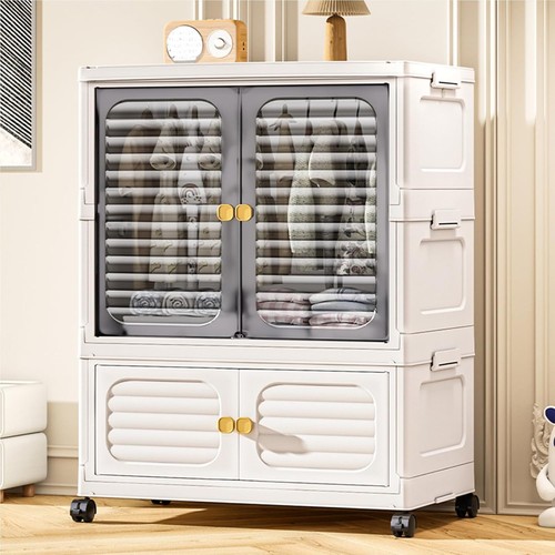 Kleiderschrank mit