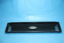 Ford Taunus Kühlergrill Grill