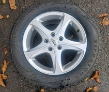 Komplettsatz Leichtmetallfelgen + Winterreifen VW Michelin 215/60 R16 Alpin 6