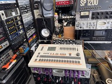 Roland TR-707 Rhythm Composer