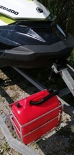 20 l Benzinkanister  + Halterung für Jetski Motorboot Angelboot Trailer Anhänger
