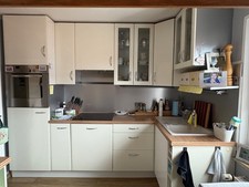 komplette Küche mit