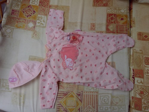 Ein nagelneues baby annabell - ein,