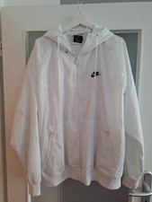 Nike Jacke in Größe XL (48)