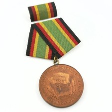 DDR NVA Medaille für treue