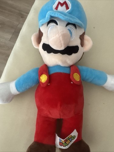 Super mario mit hellblauer - mit,