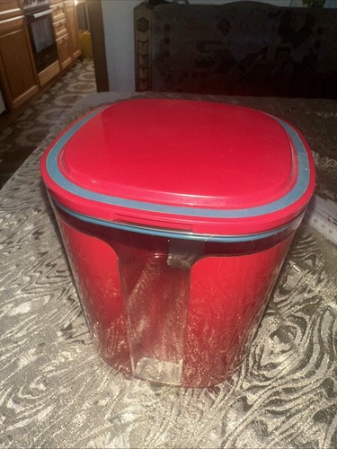 Tupperware skyline manhattan - tupperware,